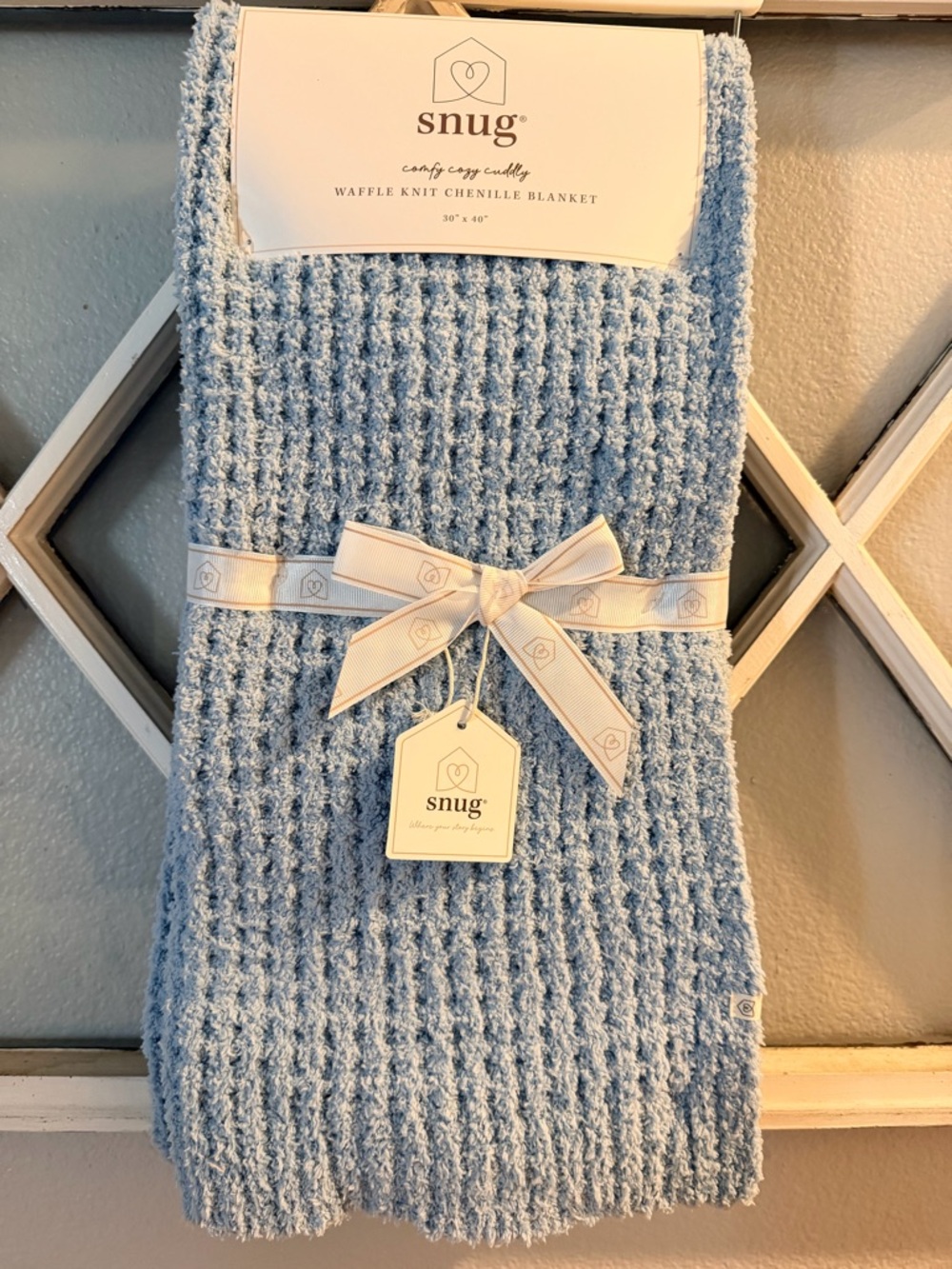 Snug Waffle Knit Chenille Blanket - Light Blue